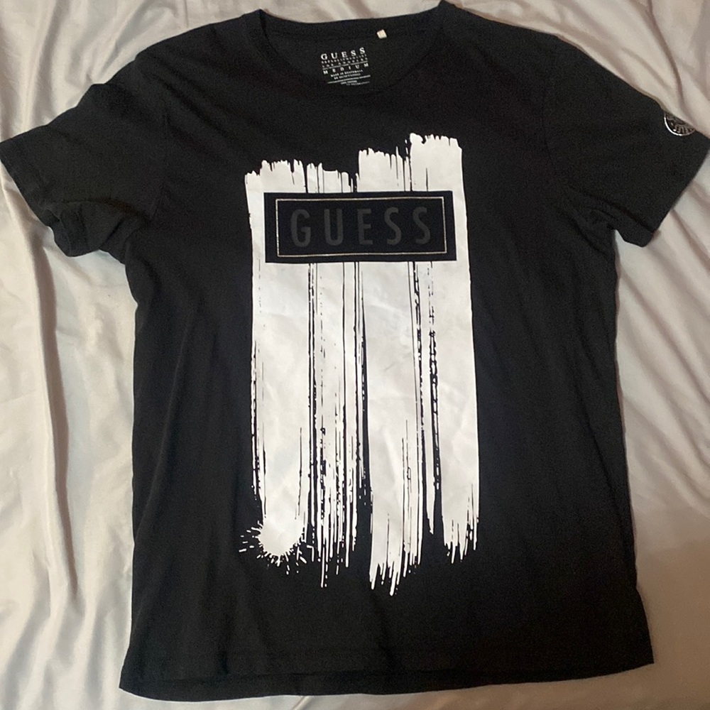 Mens Guess graphic tee